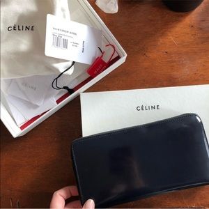 Celine Large Zipped Multifunction Wallet uh Navy